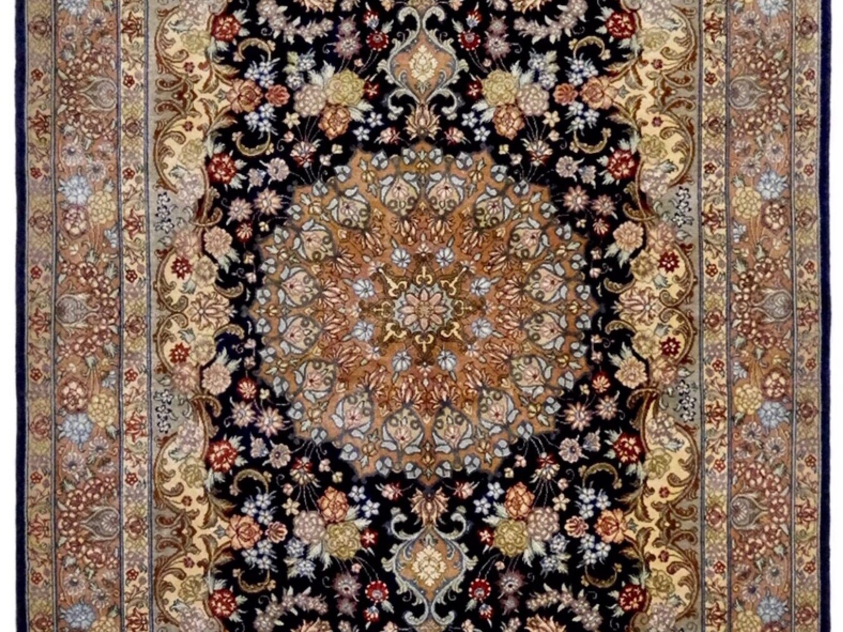 ペルシャ絨毯【シルク】玄関マット大　イスファハン産　101×155(cm)　¥1,650,000(税込)