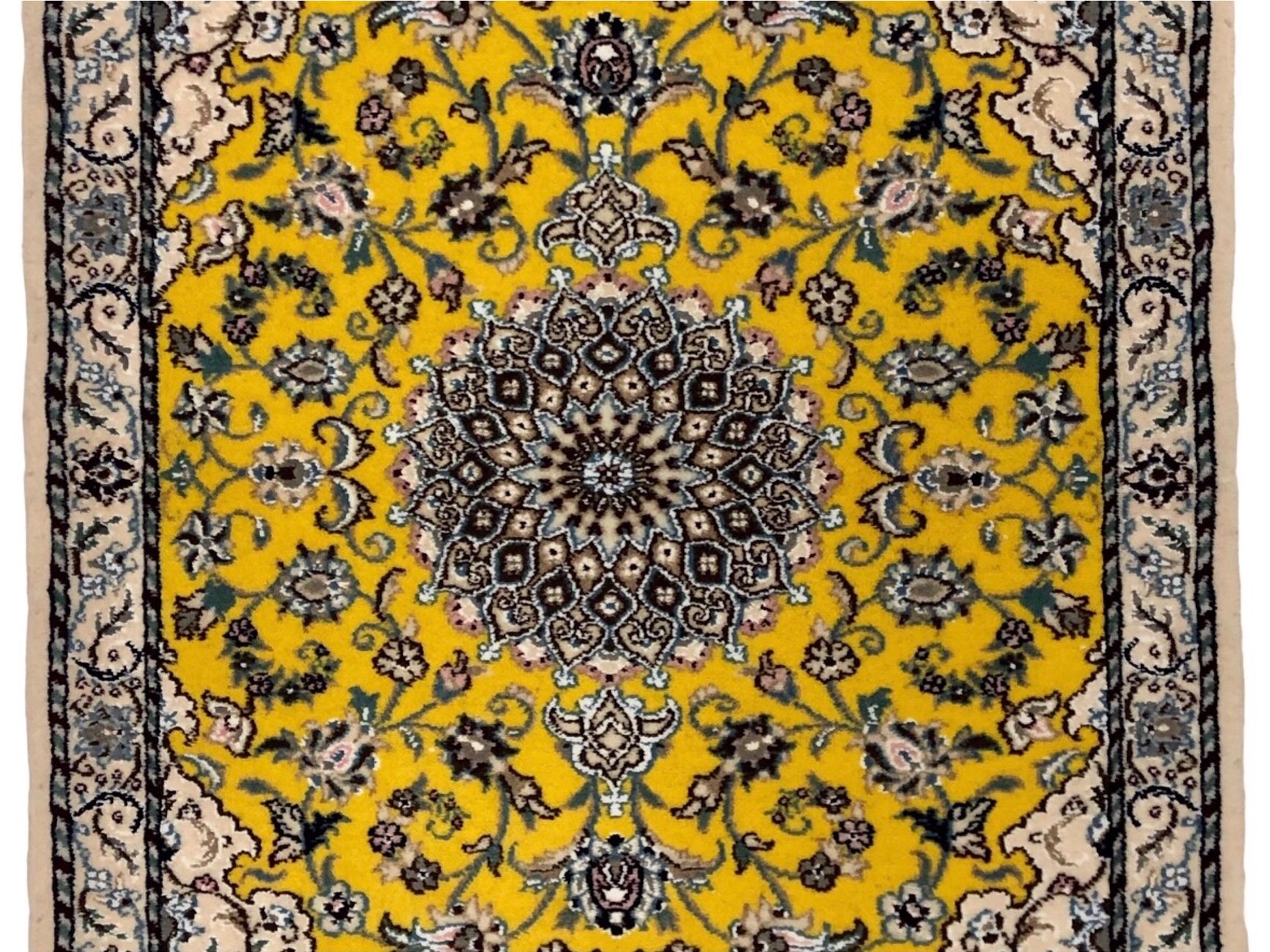 ペルシャ絨毯【ウール】玄関マット小　ナイン産　65×90(cm)　SOLD OUT