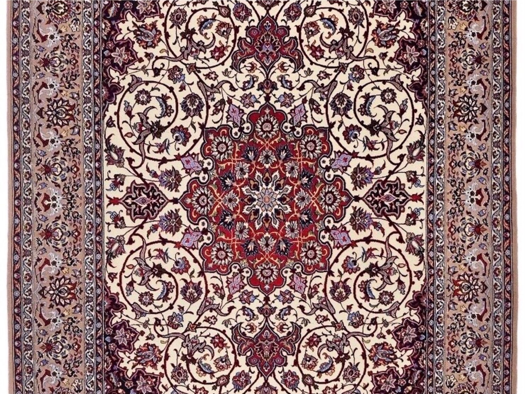 ペルシャ絨毯【ウール】リビングサイズ中　イスファハン産　151×222(cm)　¥1,540,000(税込)