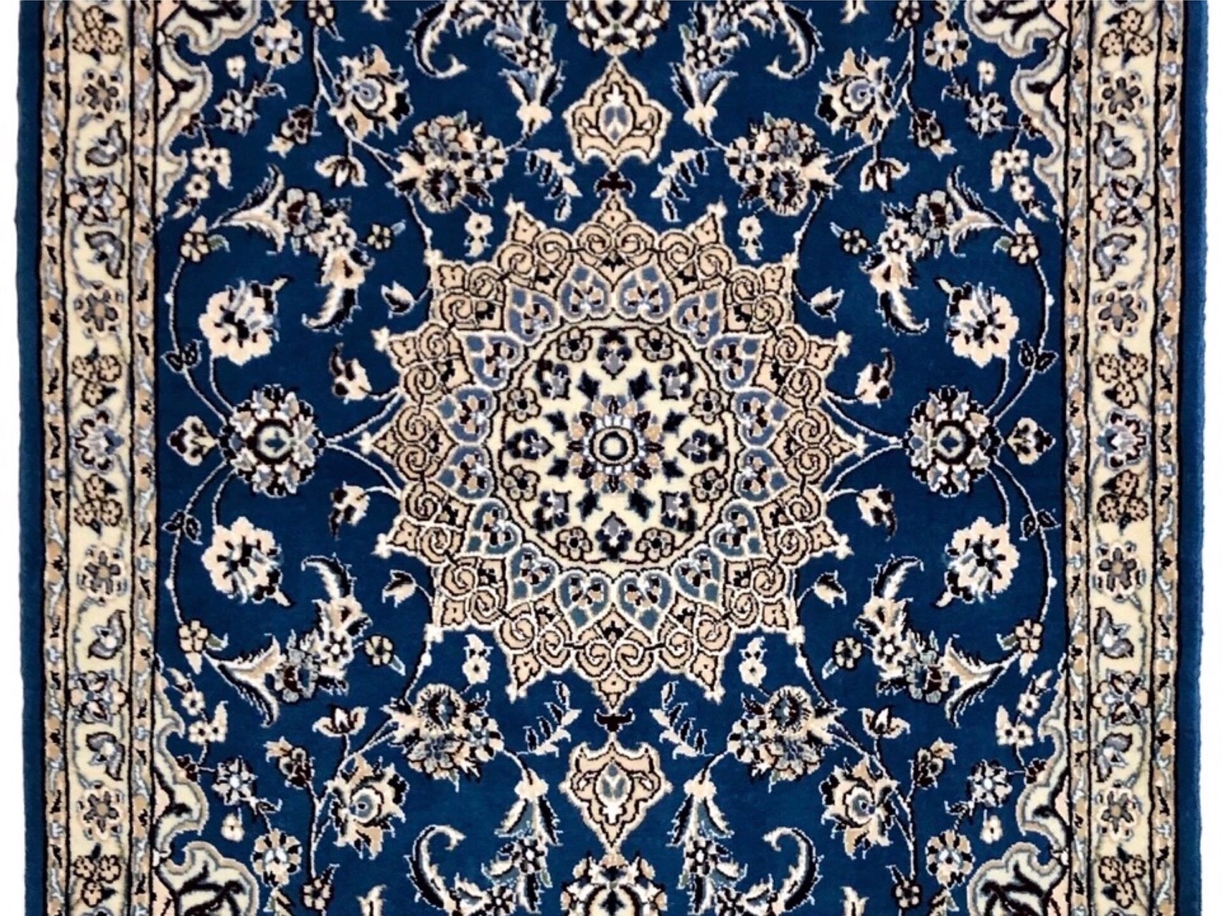 ペルシャ絨毯【ウール】玄関マット中　ナイン産　90×135(cm)　¥220,000(税込)