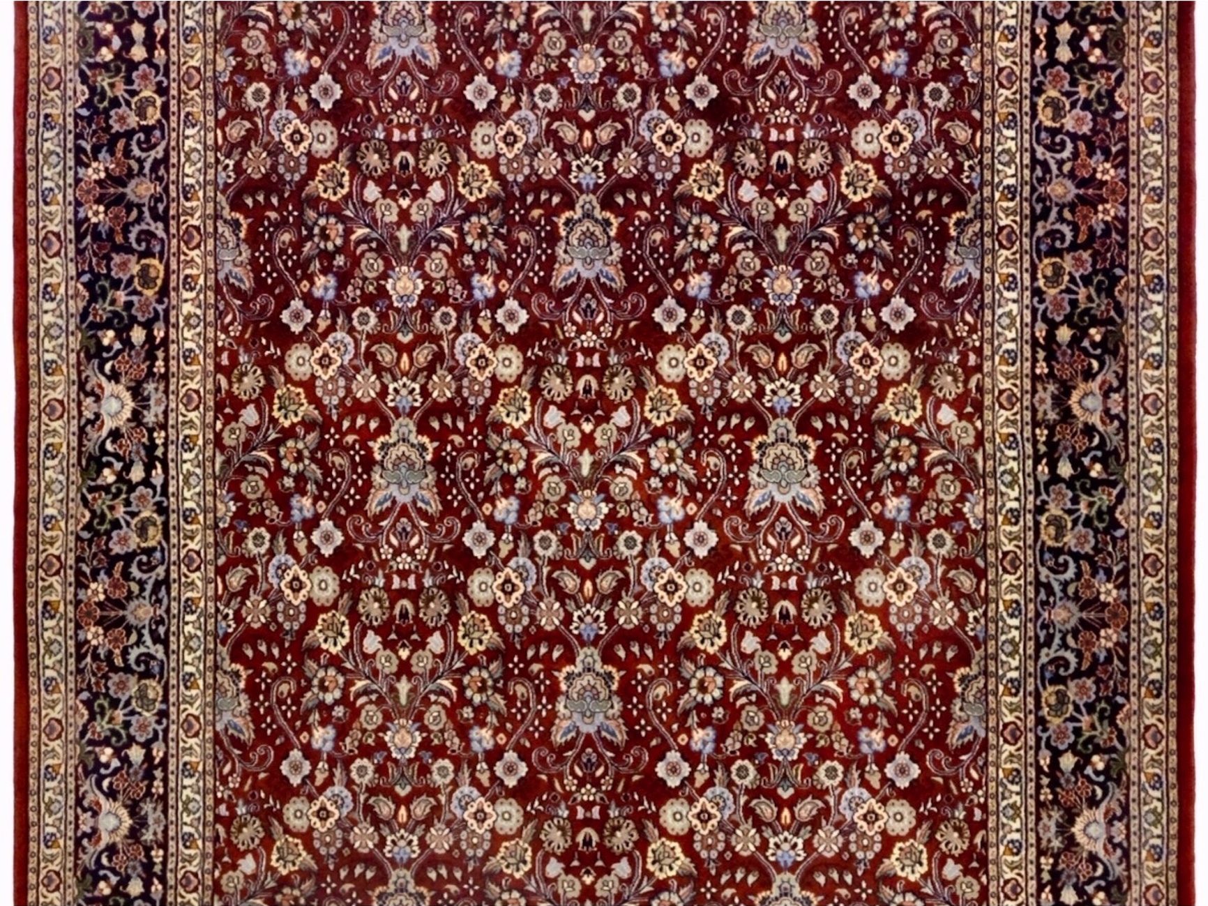 ペルシャ絨毯【ウール】リビングサイズ中　ムード産　171×227(cm)　¥660,000(税込)