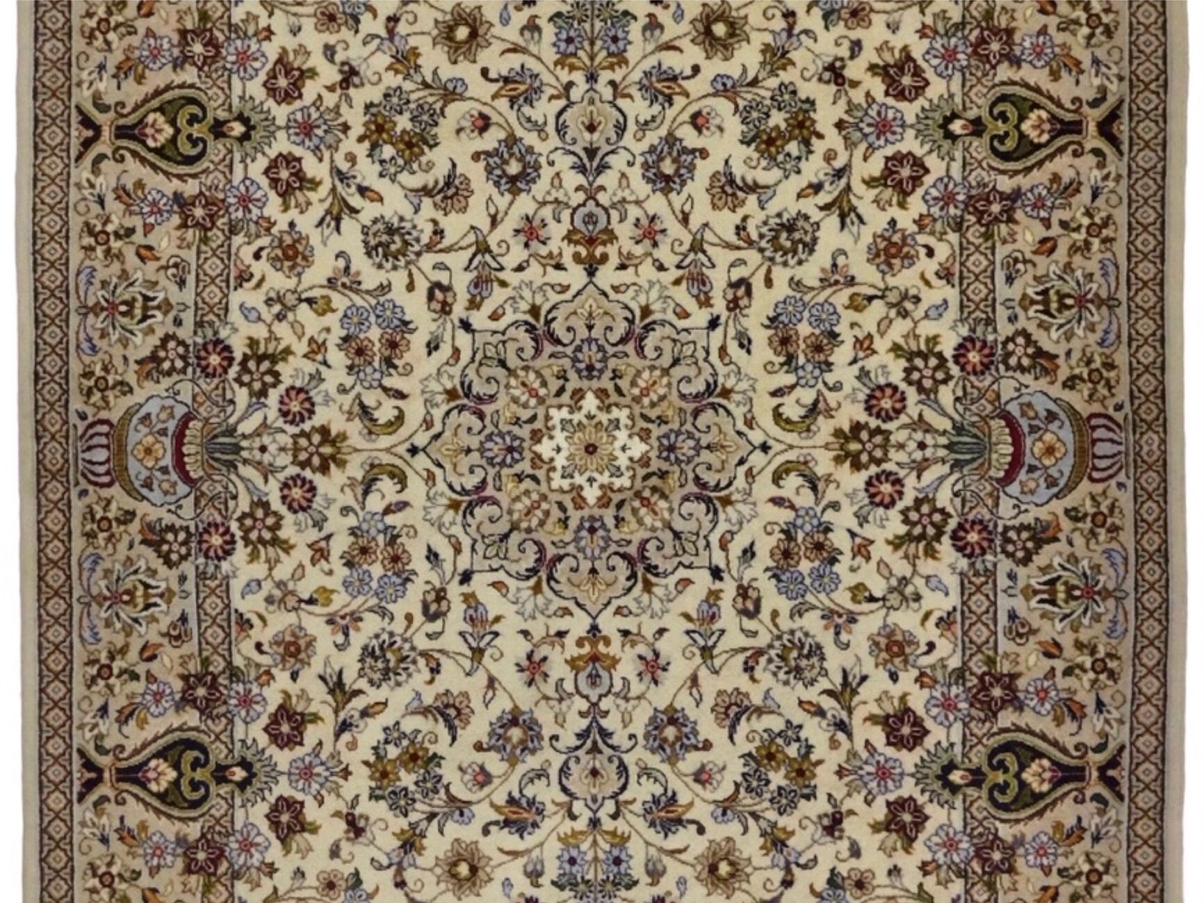 ペルシャ絨毯【ウール】リビングサイズ小　カシャーン産　139×221(cm)　¥418,000(税込)