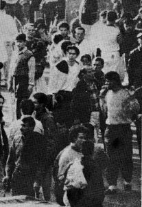 バブル景気に沸く日本とペルシャ絨毯